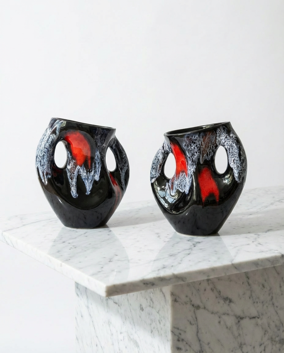 Paire de vases Vallauris ajourés – années 50–60