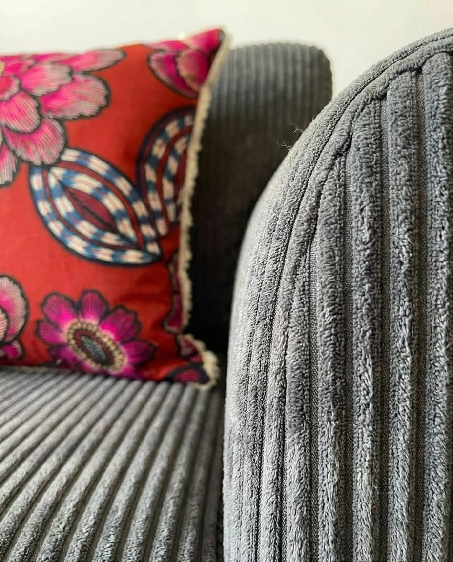 Coussins handmade - Tissu Thevenon Aline fond rouge